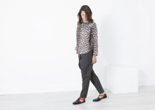 Load image into Gallery viewer, Madame L Blouse in Leopard
