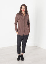 Load image into Gallery viewer, Sheen Button-Up in Red/Tan
